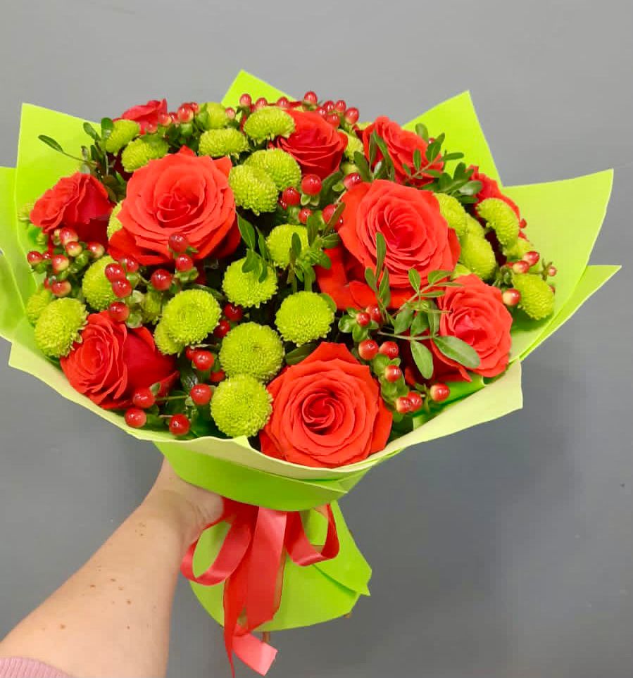 Букет цветов из: Хризантемы и Розы в Нефедьево