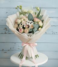 Букет цветов из:  Розы и Лизиантусы в Нефедьево