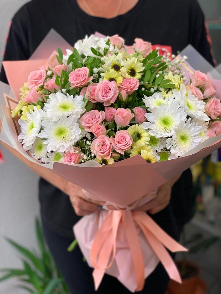 Букет цветов из: Розы и Хризантемы в Нефедьево