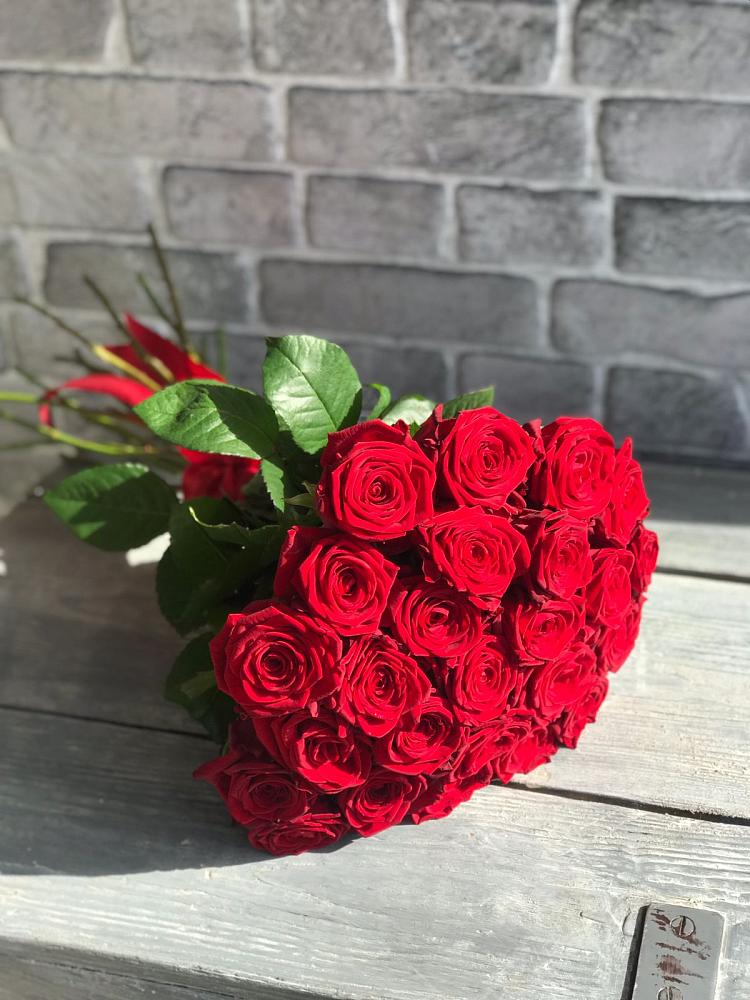 Букет Красные розы Фридом в Нефедьево