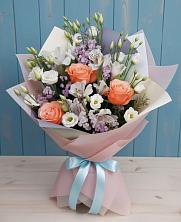 Букет цветов из:  Лизиантусы, Розы, Альстромерии и Гипсофила в Нефедьево