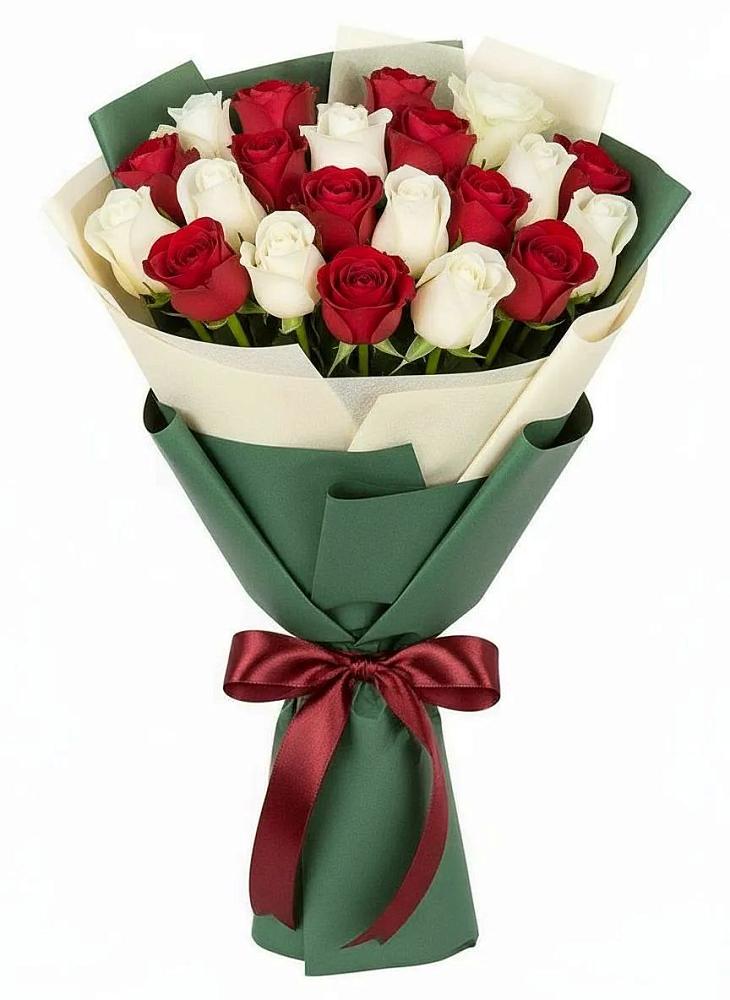 Букет Микс из красных и белых роз в Нефедьево