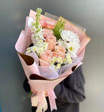 Букет цветов из:  Хризантемы и Розы в Нефедьево