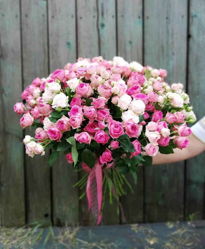 Букет Розовые кустовые розы Натали и Лав Лидия в Нефедьево