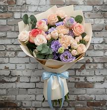 Букет цветов из:  Розы, Лизиантусы и Гвоздики в Нефедьево