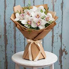 Букет цветов из:  Орхидеи и Розы в Нефедьево