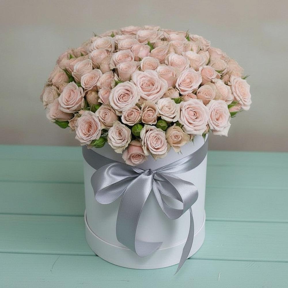 Цветочная композиция из Розы в шляпной коробке в Нефедьево